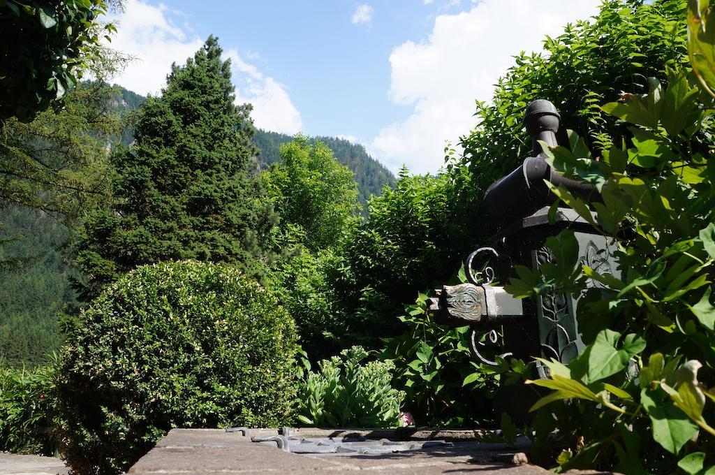 Aparthotel Landhaus St. Joseph Mayrhofen Exterior foto